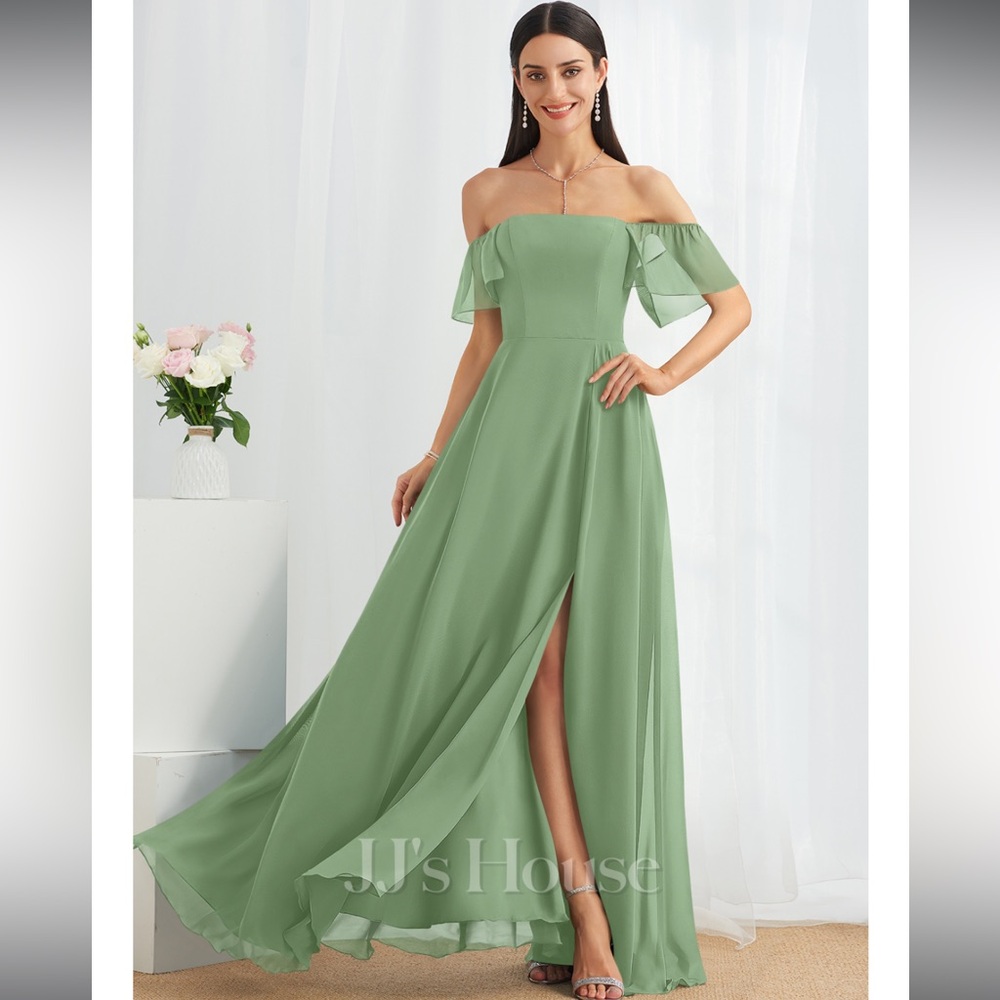 A-line Off the Shoulder Floor-Length Chiffon Dress